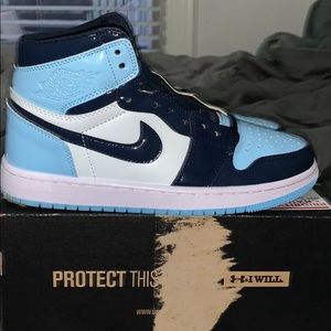 Jordan 1 “Blue Chill” size 8.5